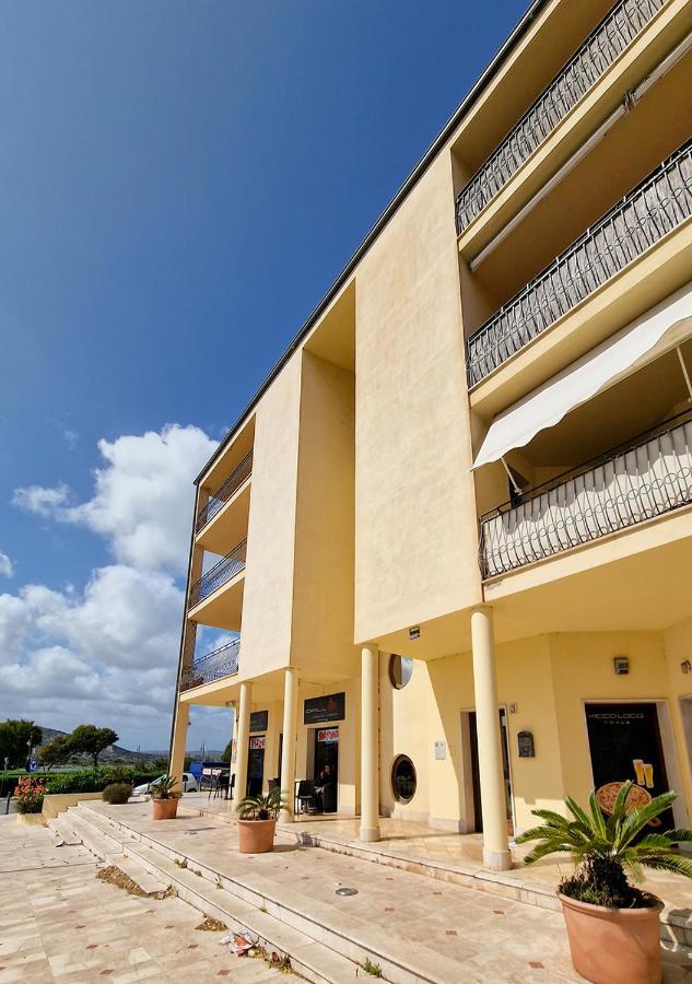 Murphy Holiday Home - Residenza Aldo Moro 02 La Maddalena  Dış mekan fotoğraf