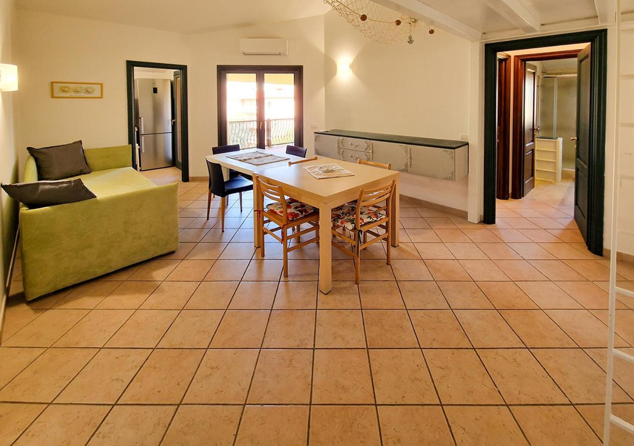 Murphy Holiday Home - Residenza Aldo Moro 02 La Maddalena  Dış mekan fotoğraf