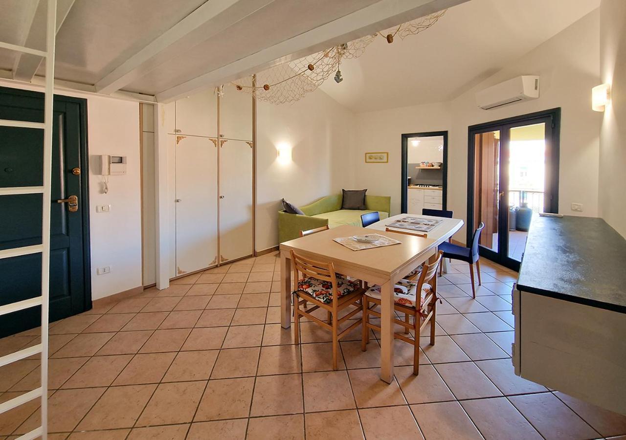 Murphy Holiday Home - Residenza Aldo Moro 02 La Maddalena  Dış mekan fotoğraf
